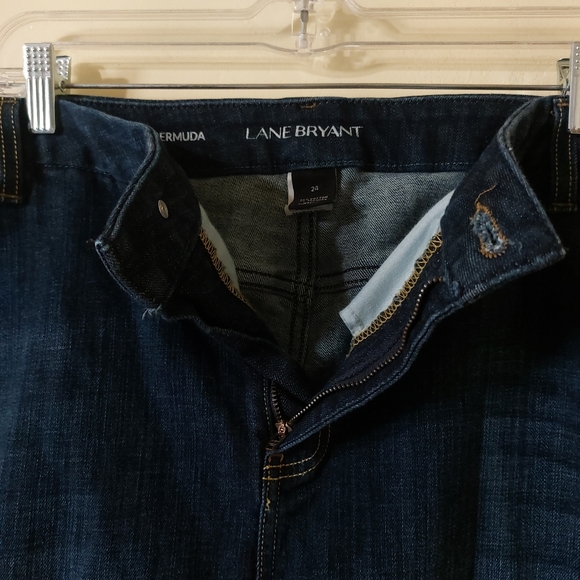 Lane Bryant 24 Plus Size Dark Wash Cotton Blend Cuffed Bermuda Shorts Womens - Picture 4 of 10